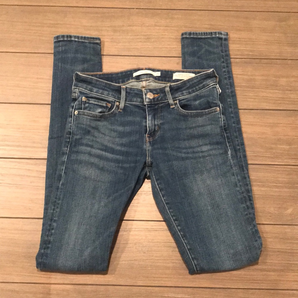 🆑Levi’s 711 Skinny Jeans